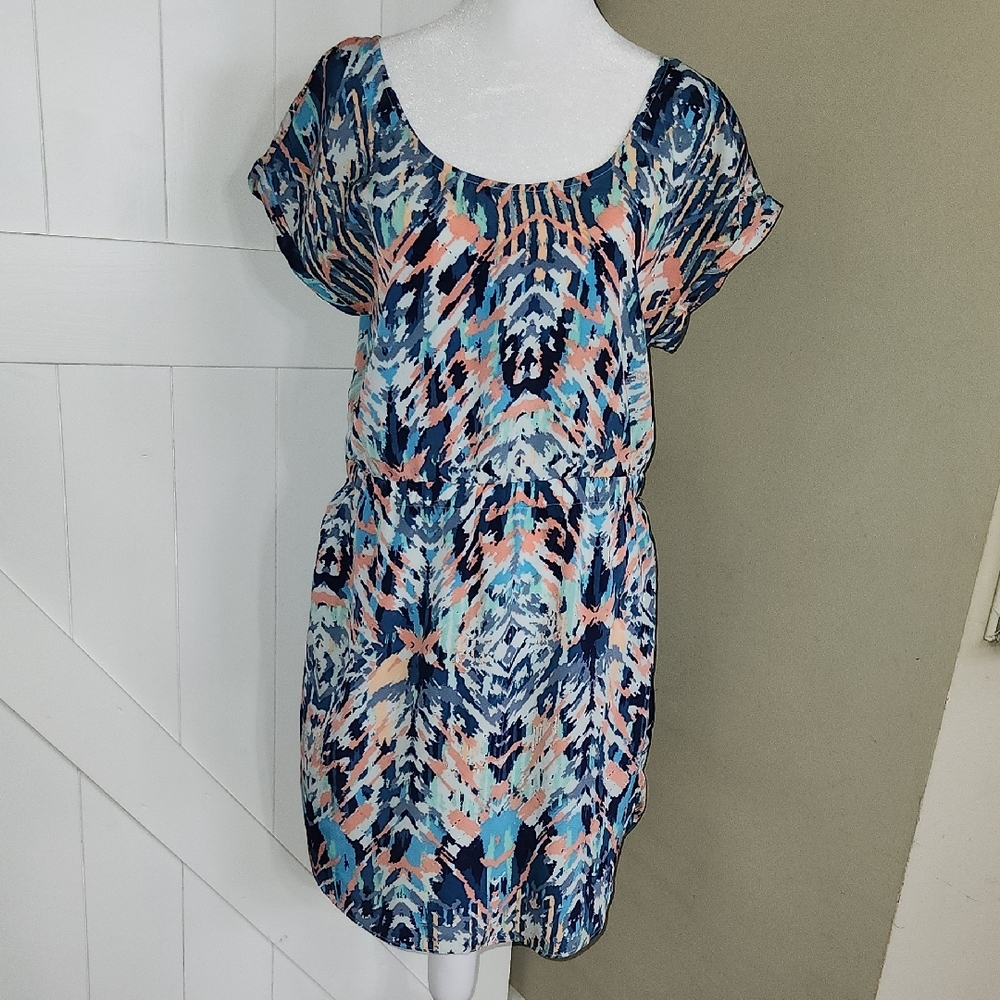 American Eqgle Colorful Abstract Print Dress With Open Back And Pockets